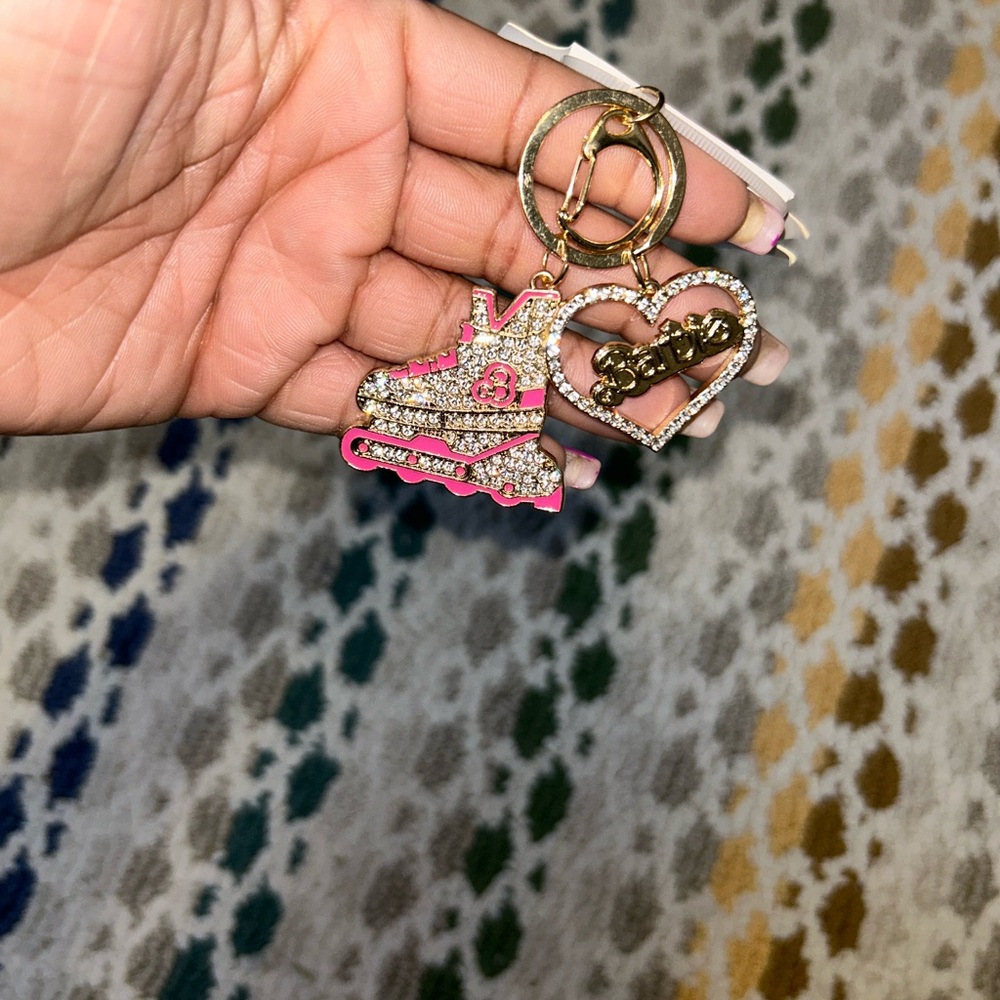Keychain - Picture 2 of 2